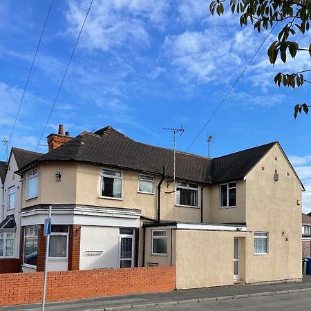 Spacious, Sleeps 17, 3 Bathrooms, Parking, Mansfield Esterno foto