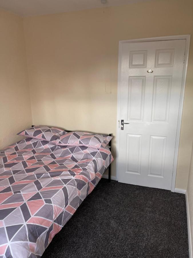 Spacious, Sleeps 17, 3 Bathrooms, Parking, Mansfield Esterno foto