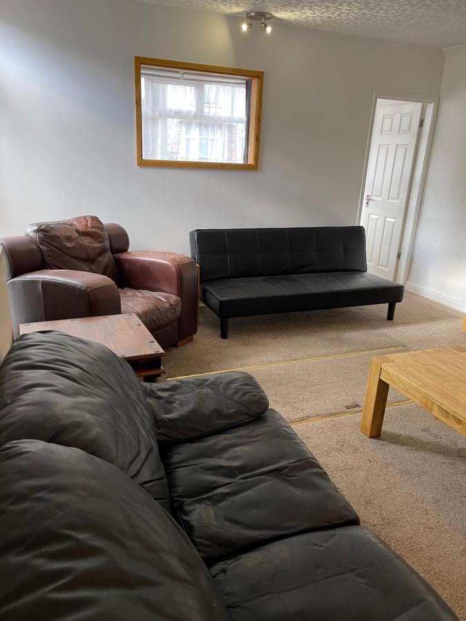 Spacious, Sleeps 17, 3 Bathrooms, Parking, Mansfield Esterno foto