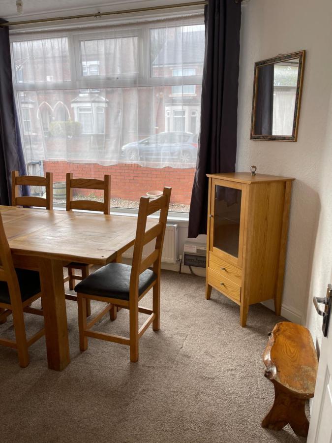Spacious, Sleeps 17, 3 Bathrooms, Parking, Mansfield Esterno foto