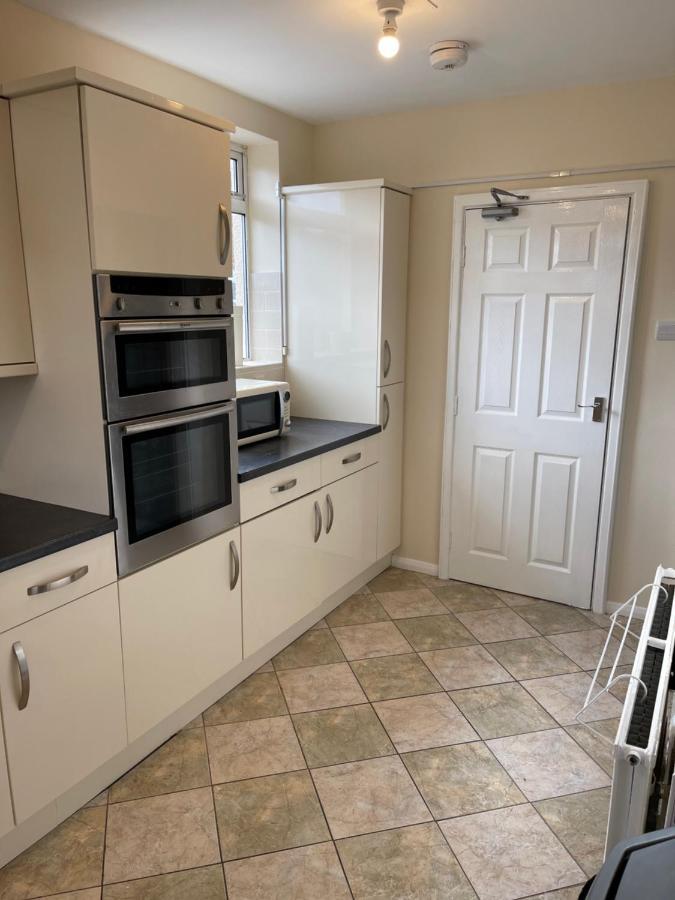 Spacious, Sleeps 17, 3 Bathrooms, Parking, Mansfield Esterno foto