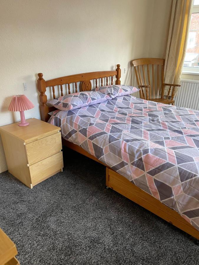 Spacious, Sleeps 17, 3 Bathrooms, Parking, Mansfield Esterno foto